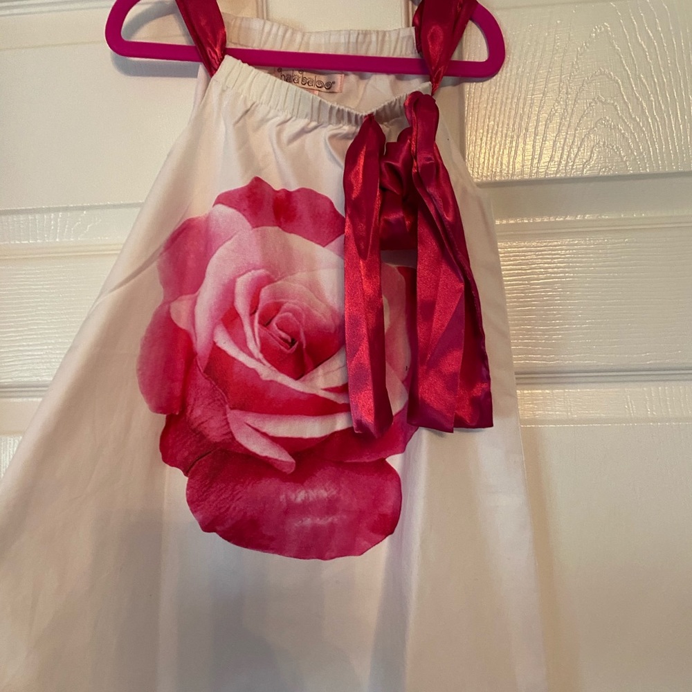 Halabaloo size 5 flowy dress with flower